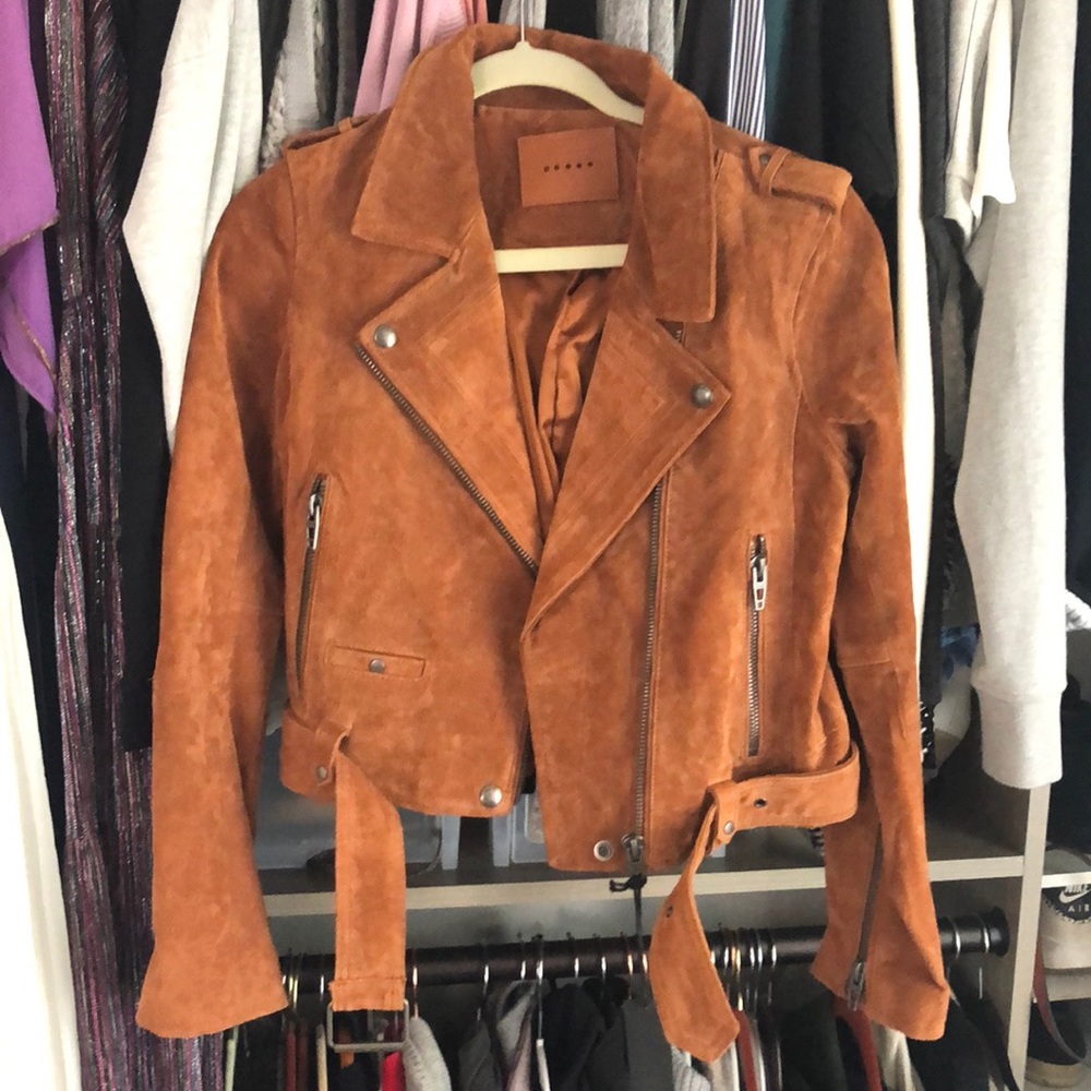 Size M blanknyc jacket brand new never worn.